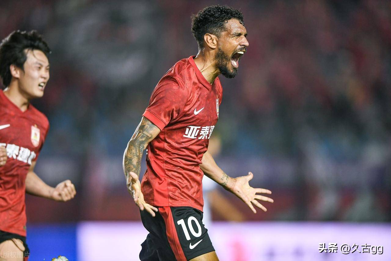 爱游戏网站 -赛后突围战来临，广东宏远围绕德国杯内部沟通，信心回归，临场指挥获称赞 