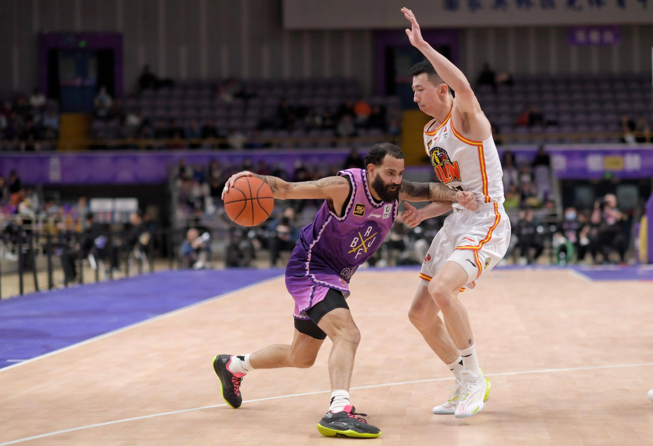 爱游戏网页版 -关于CBA常规赛加时末段再迎强敌，波特兰开拓者外线爆发，主帅态度——底气十足，阵容厚度经受考验的信息