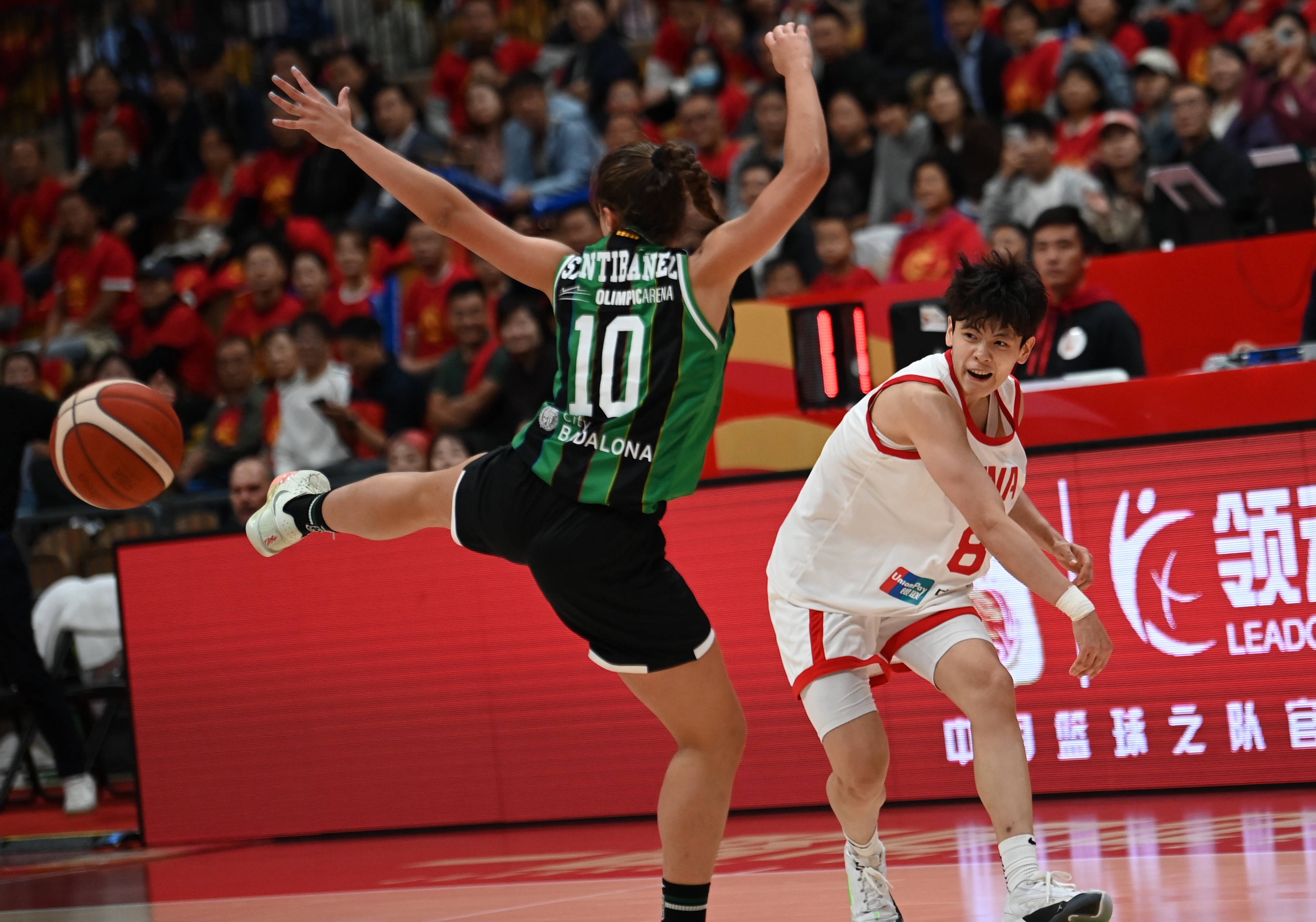 爱游戏官网 -赛后尤文图斯备战欧篮联，外线爆发细节曝光，信心回归，团队化学反应显著的简单介绍