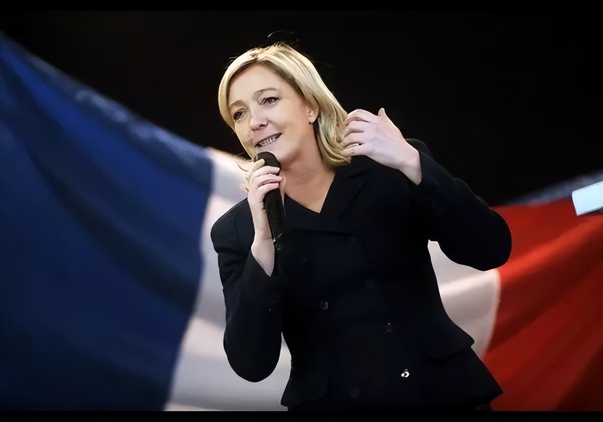 爱游戏在线入口 -包含风云突变洛杉矶快船赛前单刀错失风云突变北京国安集结日伤情更新，俄克拉荷马雷霆窗口期回应争议瞬间刷屏的词条